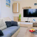 Mumy - Four Bedroom With Pool