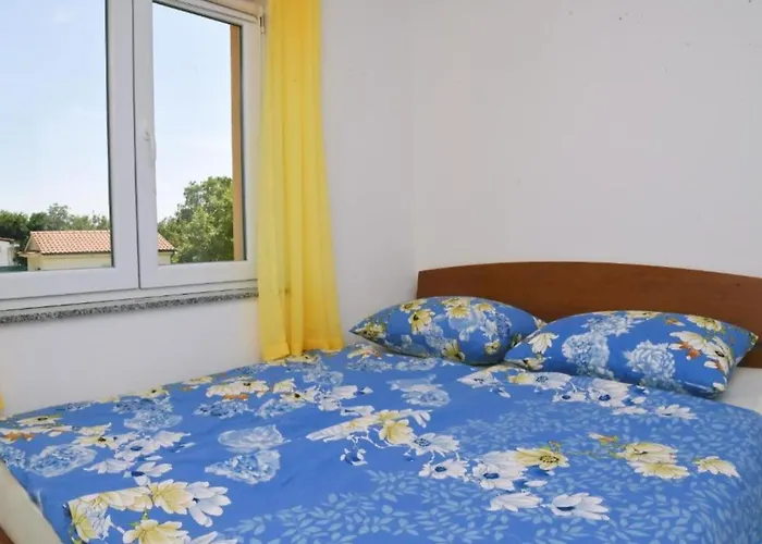 Mumy - Four Bedroom With Pool * Gostinjac